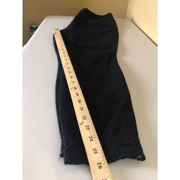 New JustFab Women's Denim Pants and Jeans NIGHT - Night Scout Lace-Hem Crop Skin - Picture 7 of 11